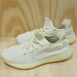adidas Yeezy Boost 350 V2 Butter M 8 1/2, Wmn's 10
